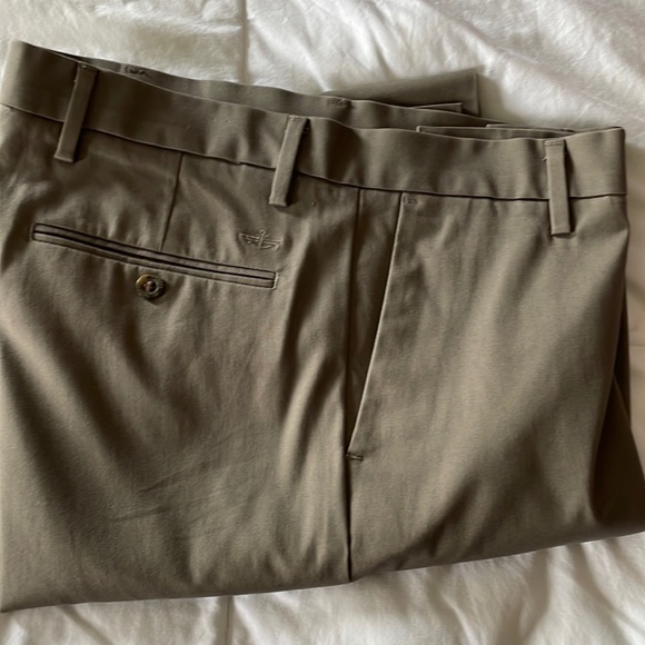 Mens Dockers pants size 34x34 - Picture 1 of 3